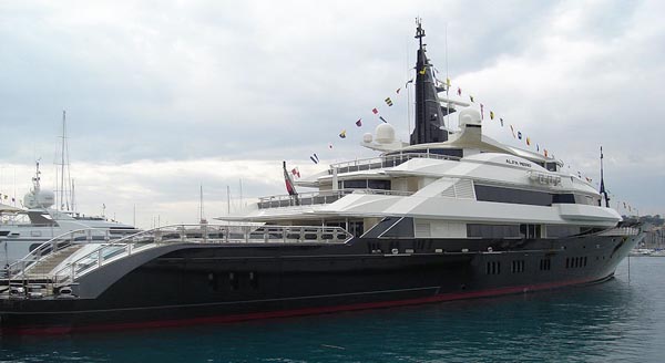 Une nouvelle idée super yacht 70 m le WM70 100914025846535046748118