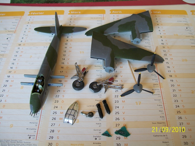 [Tamiya] 1/72 - De Havilland Mosquito FB Mk.VI  100920051041870356784993