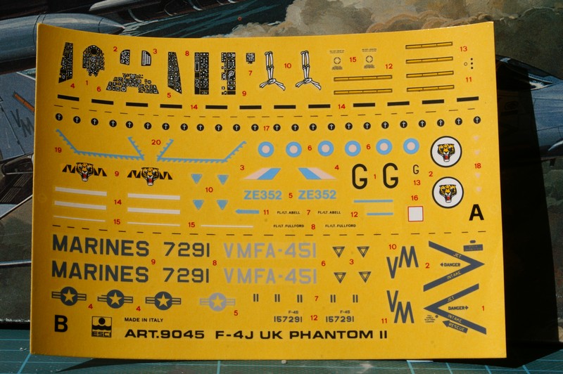 [ESCI] 1/72 - McDonnell-Douglas F-4S Phantom II  Royal Air Force  1009280634071050216832295