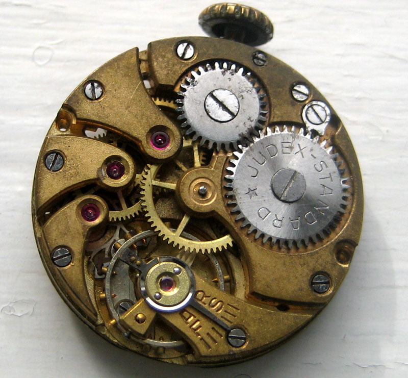 Identification mouvement montre bracelet Judex 30's (ou 20's) 100930110609651946844906