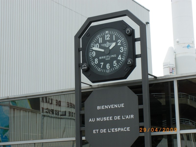 Horloges murales publicitaires  (Omega, Rolex, Heuer etc...) - Page 3 1010120959531080536909971