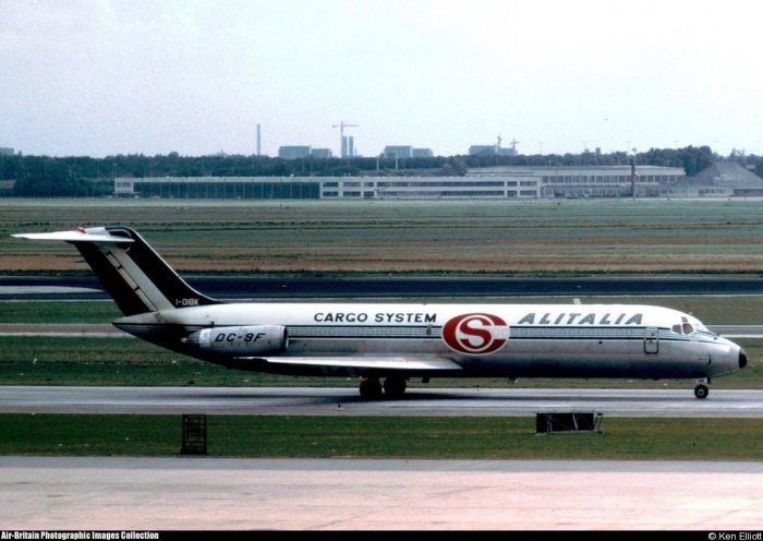 DC9-32F Alitalia   Airfix 1/144 101027125846566987001517