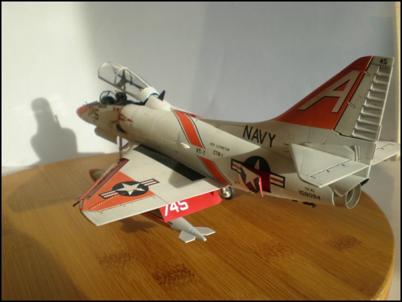 TA-4J "Training" Skyhawk - 1/48 - Hasegawa 101120031654585297150557
