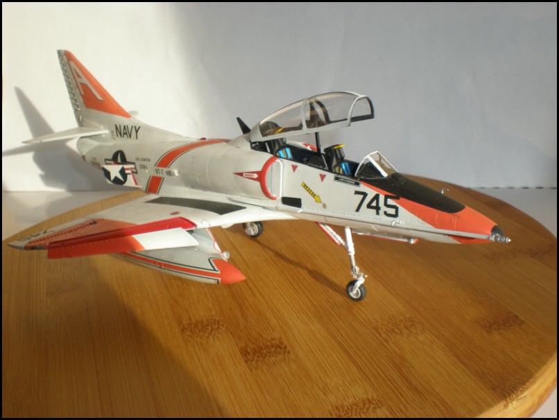 TA-4J "Training" Skyhawk - 1/48 - Hasegawa 101120031656585297150560