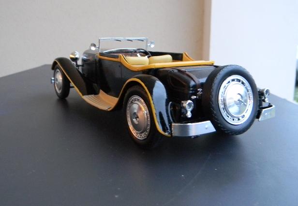 Bugatti Royale cabriolet Weinberger 1/24 Lindberg - Page 2 1011210614091109377161184